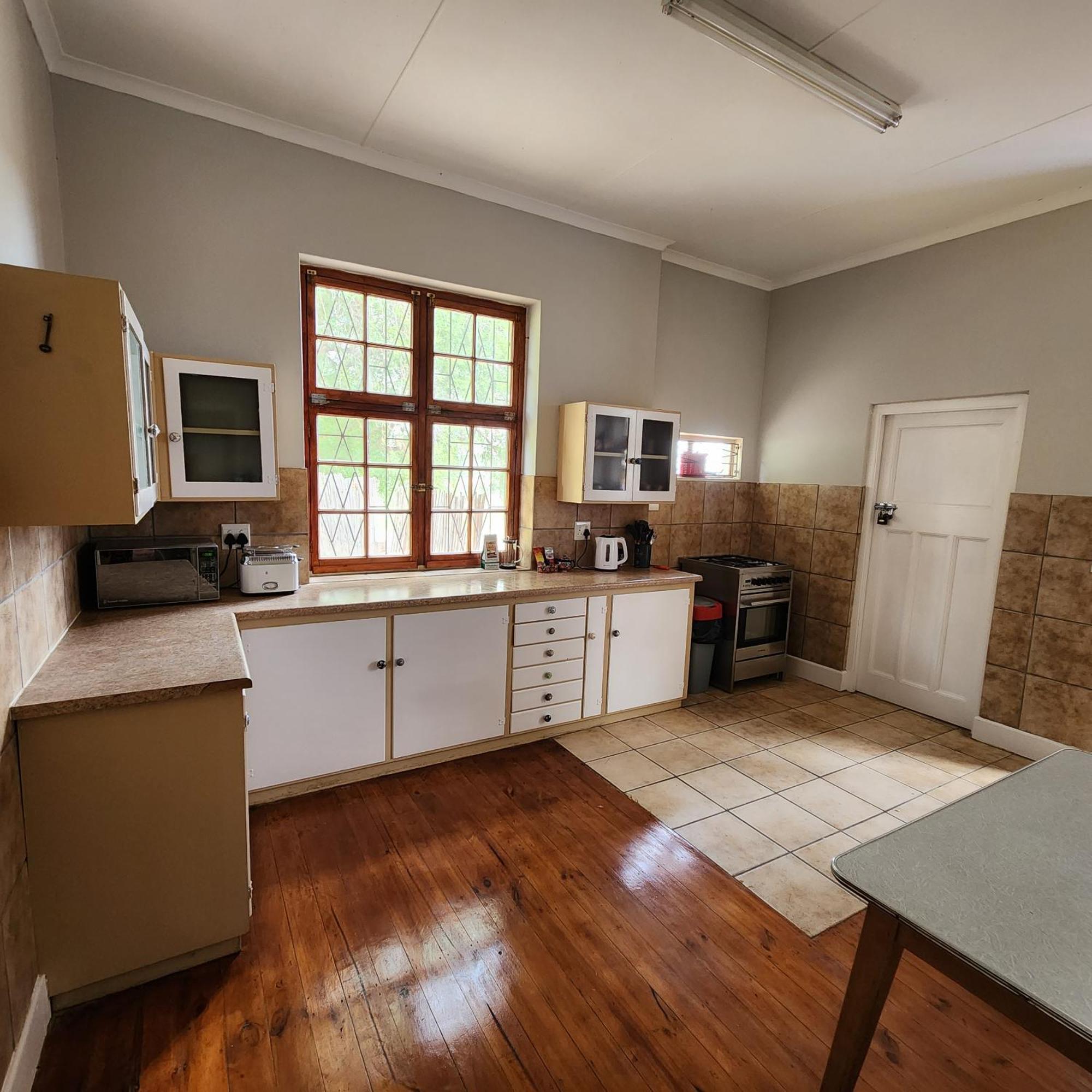 Karoo Leeu Self Catering Villa Oudtshoorn Eksteriør billede