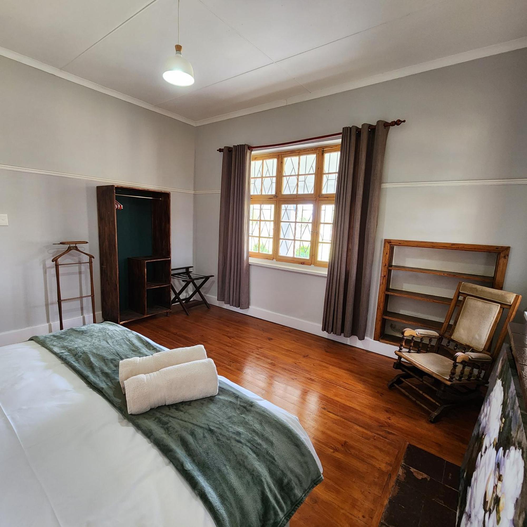 Karoo Leeu Self Catering Villa Oudtshoorn Eksteriør billede
